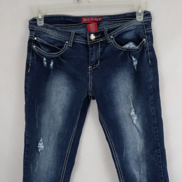 Red Rivet White Washed Ripped Capri's Size 11 - Picture 2 of 11